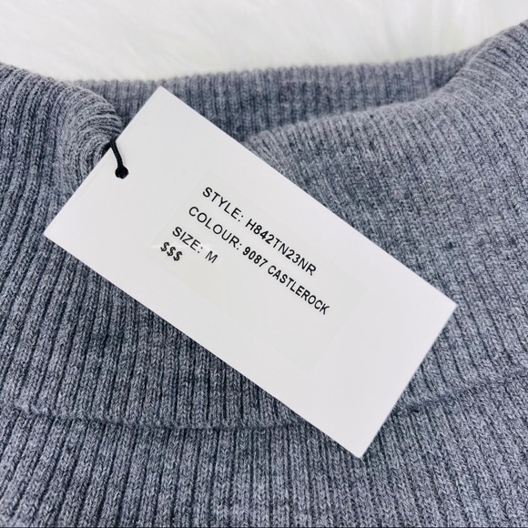 JOHN & JENN | GREY & BLACK TURTLENECK - M - Picture 14 of 15